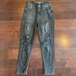 American Eagle Mom Jean